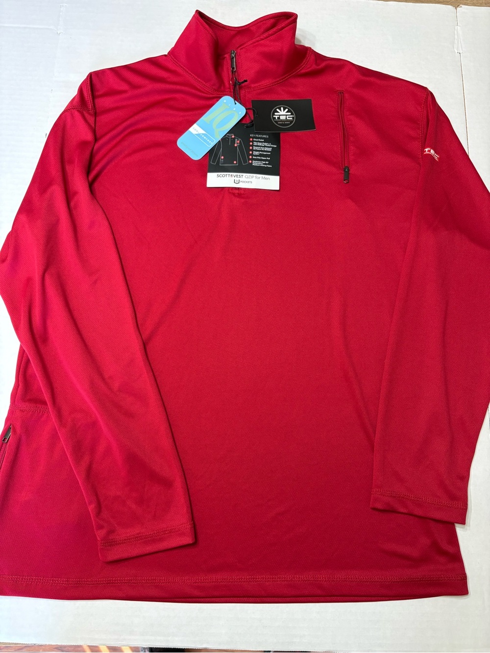 Scottevest Men’s Red Quarter-Zip Performance Pullover